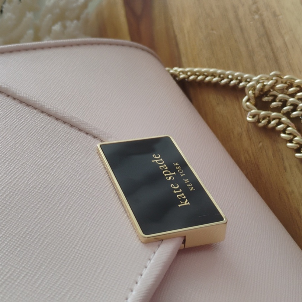 Kate Spade π₯ NWT π₯ Anna - Blush Pink Clutch with Gold Chain Crossbody Option - Picture 4 of 17